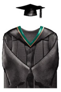 個人設計香港理工大學社會工作學士畢業袍 黑色方形畢業帽 綠色肩帶披肩 學士畢業袍製服公司DA230
